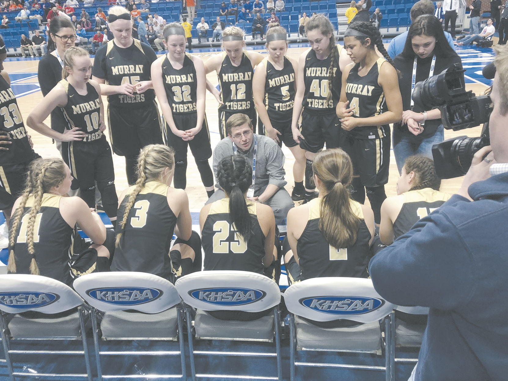 Lady Tigers at Rupp